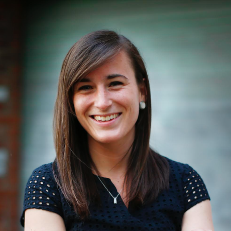 Professional Headshot of Julie Hallinan